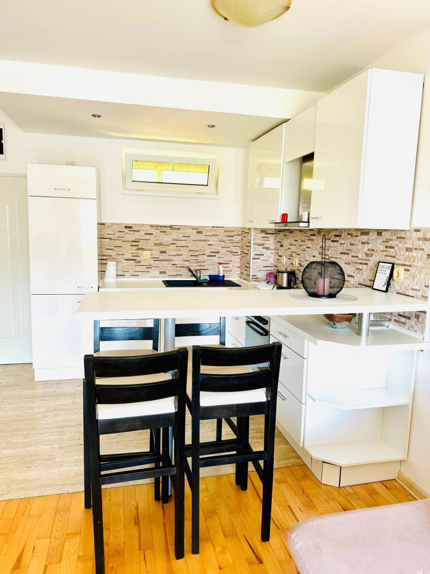 Apartman Srna Trebin Dış mekan fotoğraf