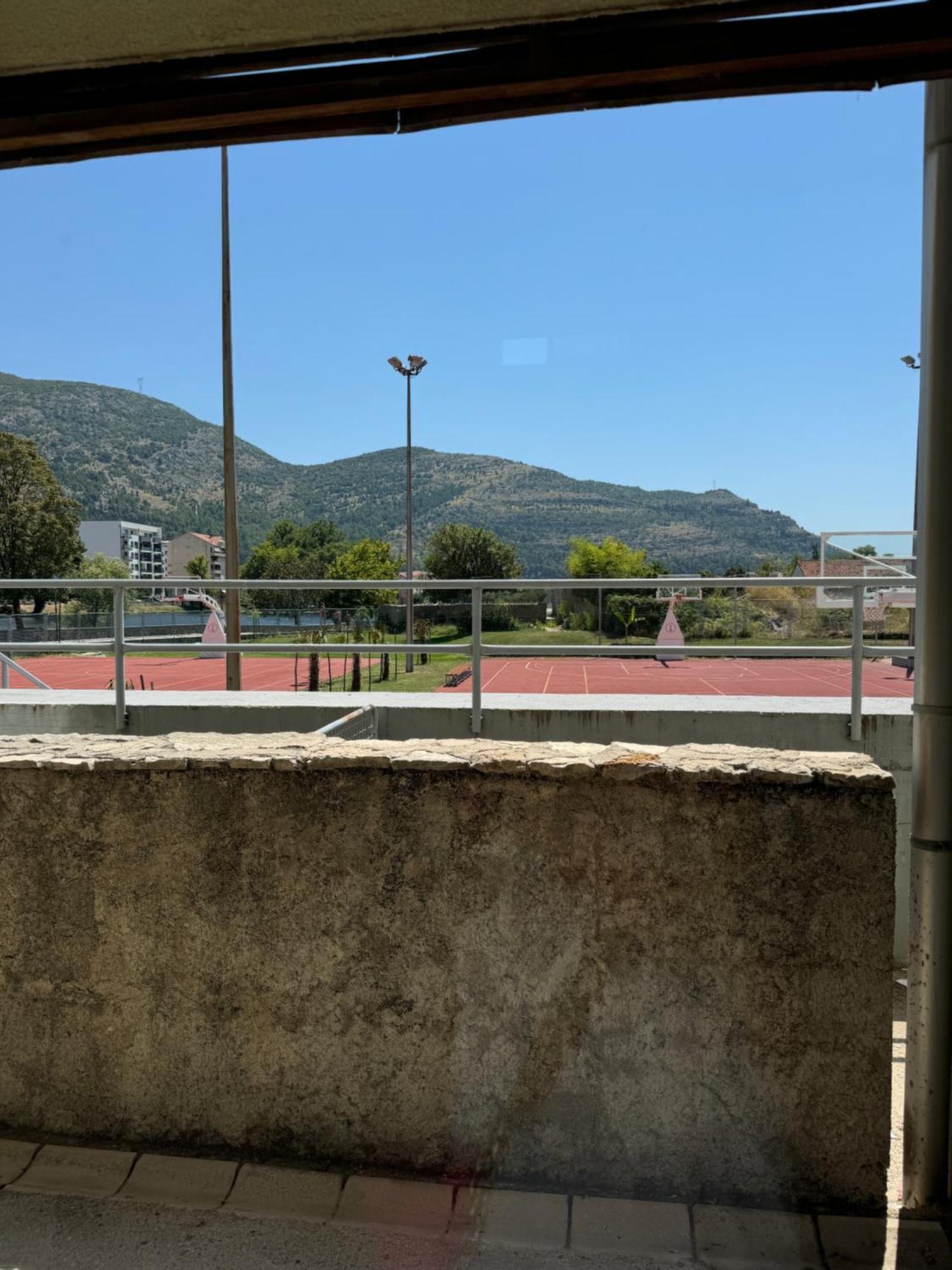 Apartman Srna Trebin Dış mekan fotoğraf