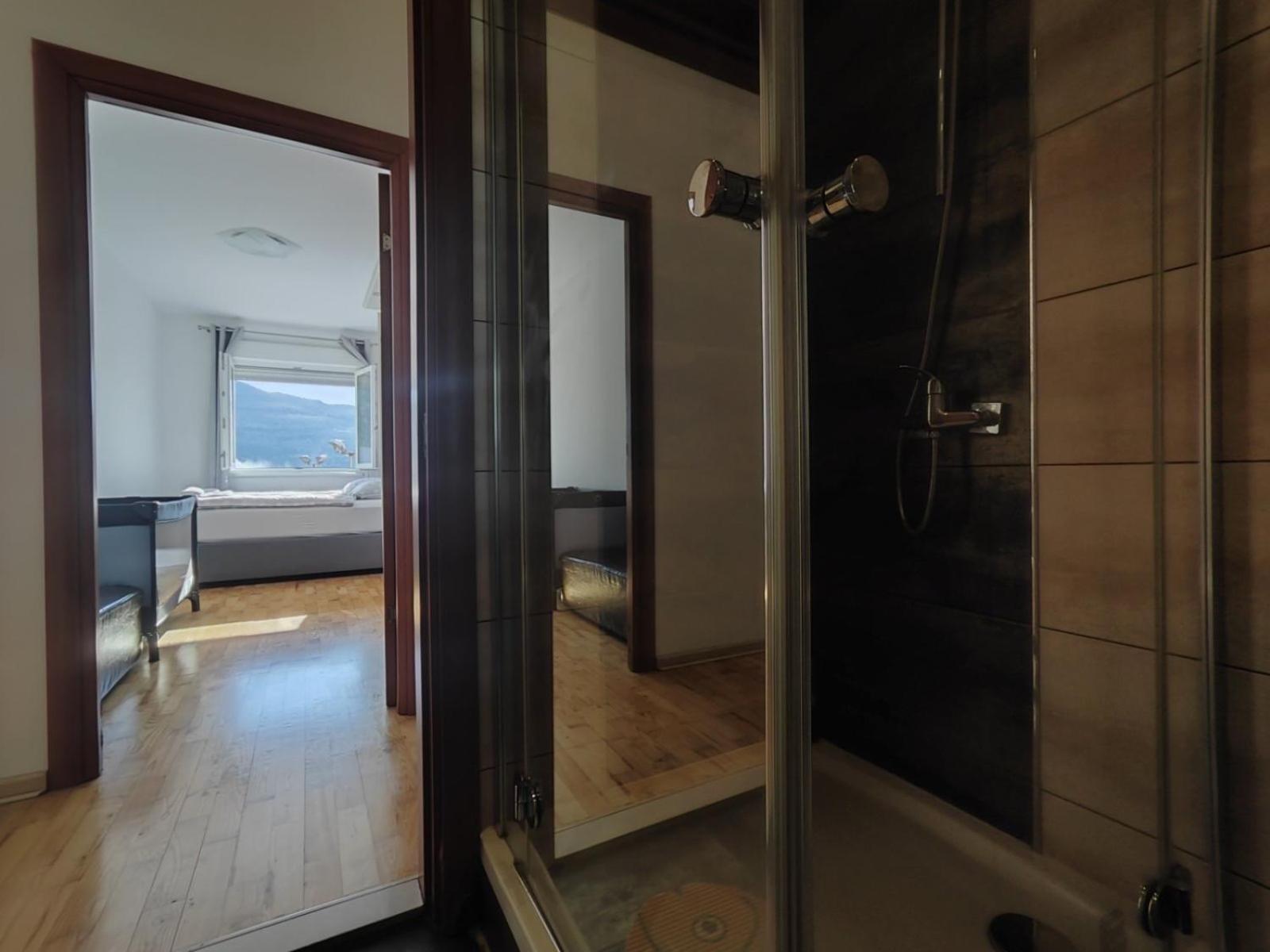 Apartman Srna Trebin Dış mekan fotoğraf