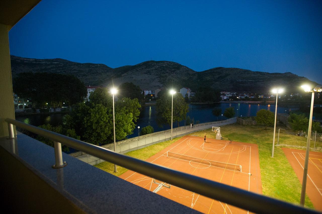 Apartman Srna Trebin Dış mekan fotoğraf