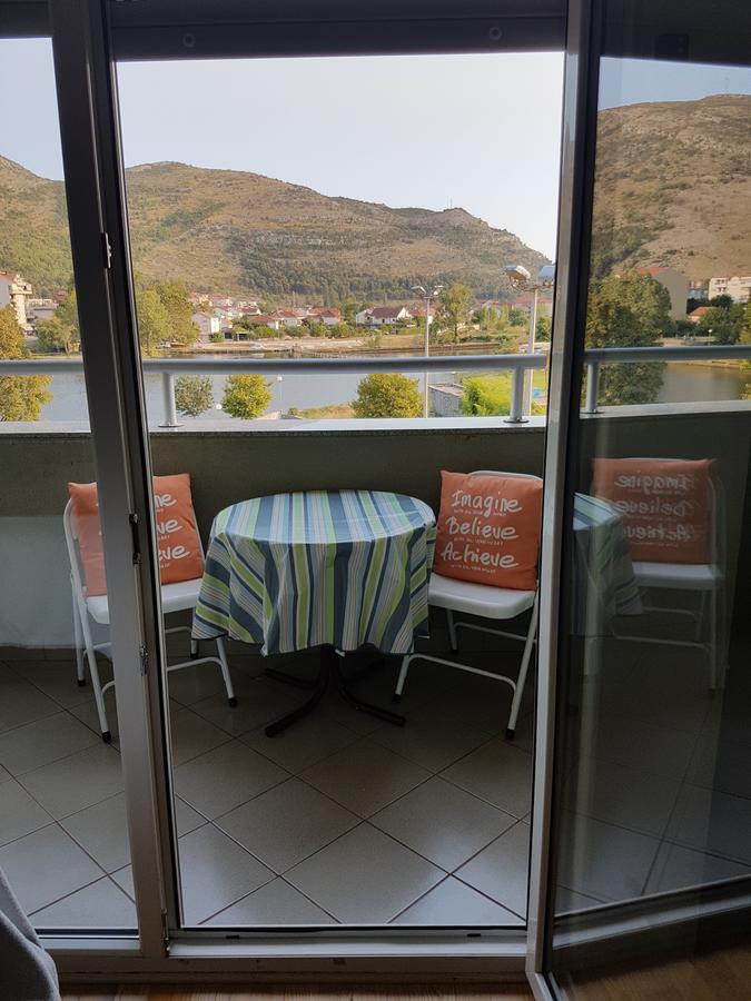 Apartman Srna Trebin Dış mekan fotoğraf