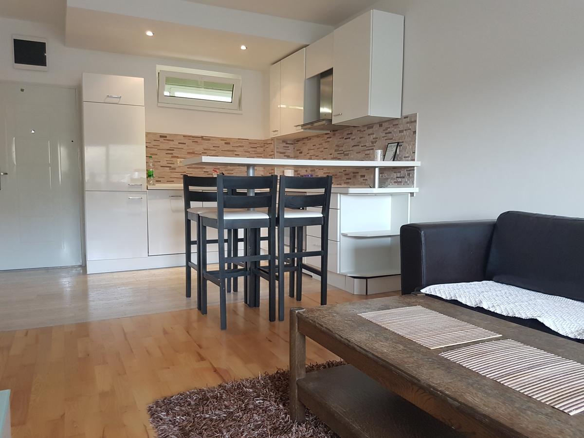 Apartman Srna Trebin Dış mekan fotoğraf